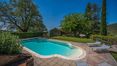 Rolling Hills Italy - Splendido casale con piscina in vendita a Loro Ciuffenna.Splendido casale con piscina in vendita a Loro Ciuffenna.
