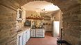 Rolling Hills Italy - Schönes Bauernhaus mit Schwimmbad zu verkaufen in Loro Ciuff