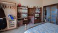 Rolling Hills Italy - Elegant apartment with cellar for sale in Montepulciano.