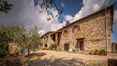 Rolling Hills Italy - Bellissima proprietà nel Chianti con vigneto e uliveto.