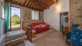 Rolling Hills Italy - Wunderschönes Landhaus mit Innenpool nahe Siena.