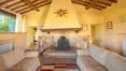 Rolling Hills Italy - Elegante Casale con Piscina e dependance a Chiusdino.