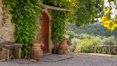 Rolling Hills Italy - Beautiful farmhouse with pool and guest house in Asciano.