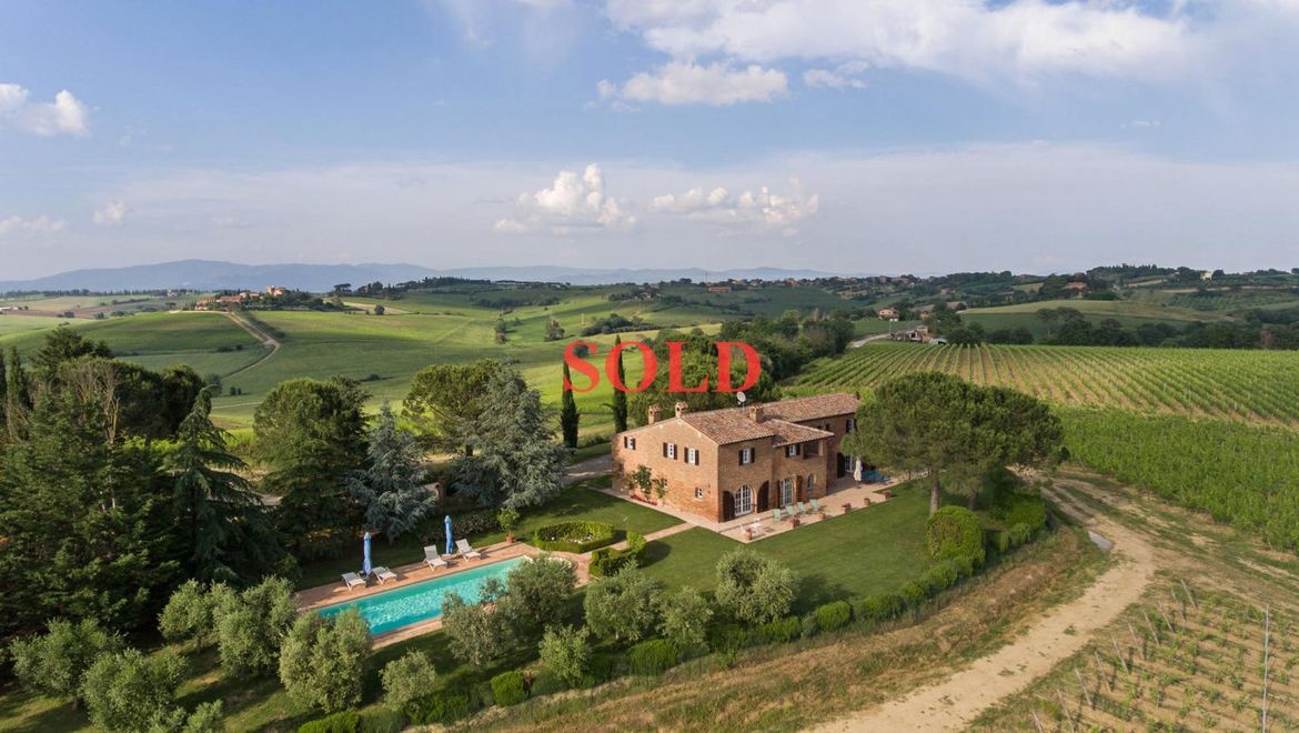 Rolling Hills Italy -