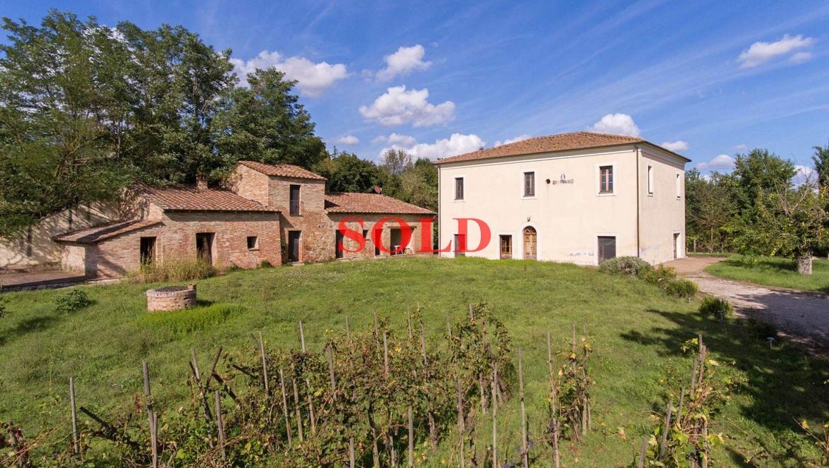 Rolling Hills Italy -